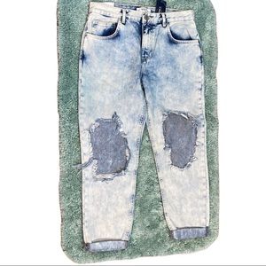NWT Forever21 Los Angeles Washed Ankle Boyfriend Destroyed Jeans Size 27